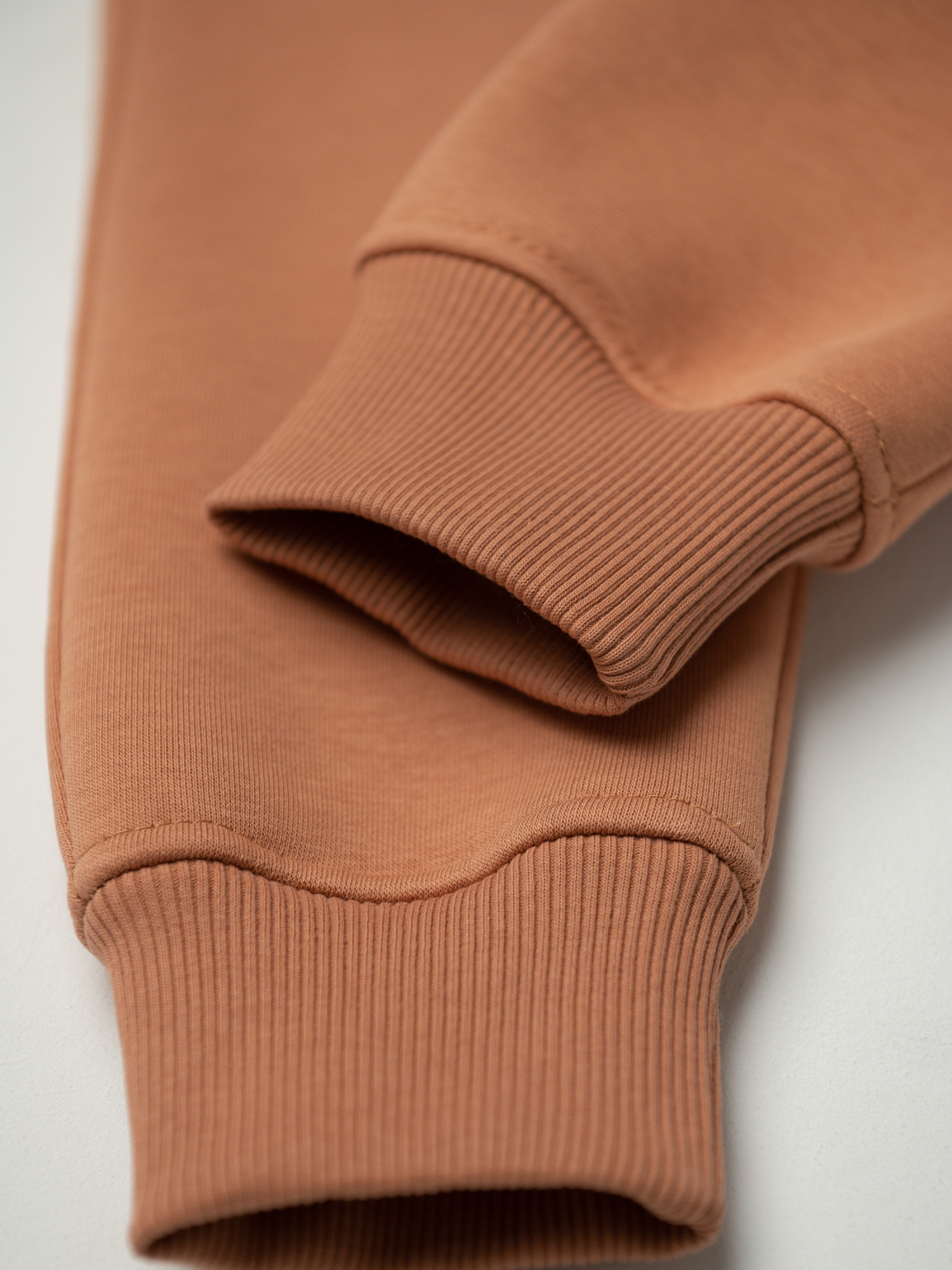 Брюки детские трикотажные утепленные  (98/28, Кэмел)