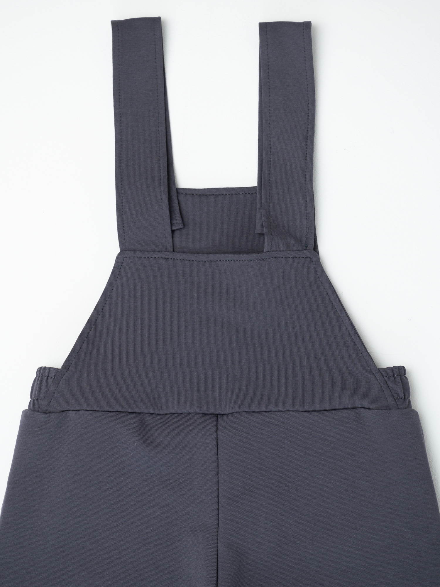 Комбинезон на лямках (122/32, Тем.Серый)