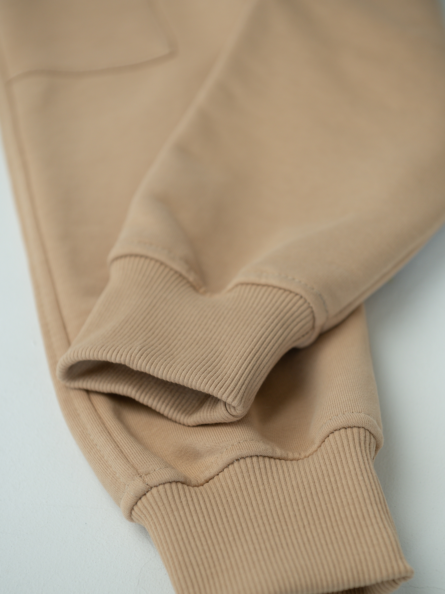 Костюм свитшот+брюки песочный (98/28, Песочный)