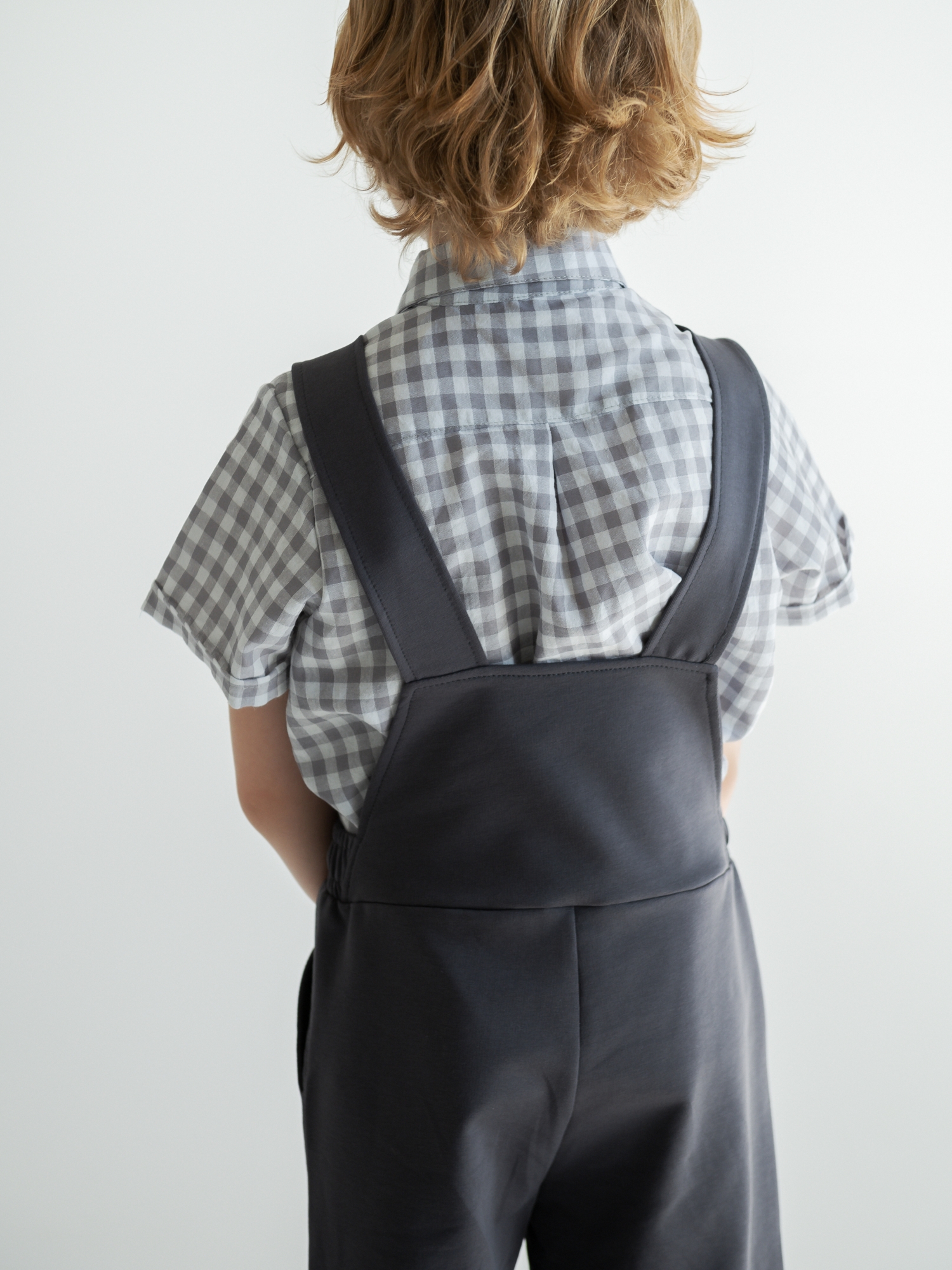 Комбинезон на лямках (122/32, Тем.Серый)